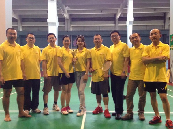 好体育app官网下载团队建设-羽毛球活动